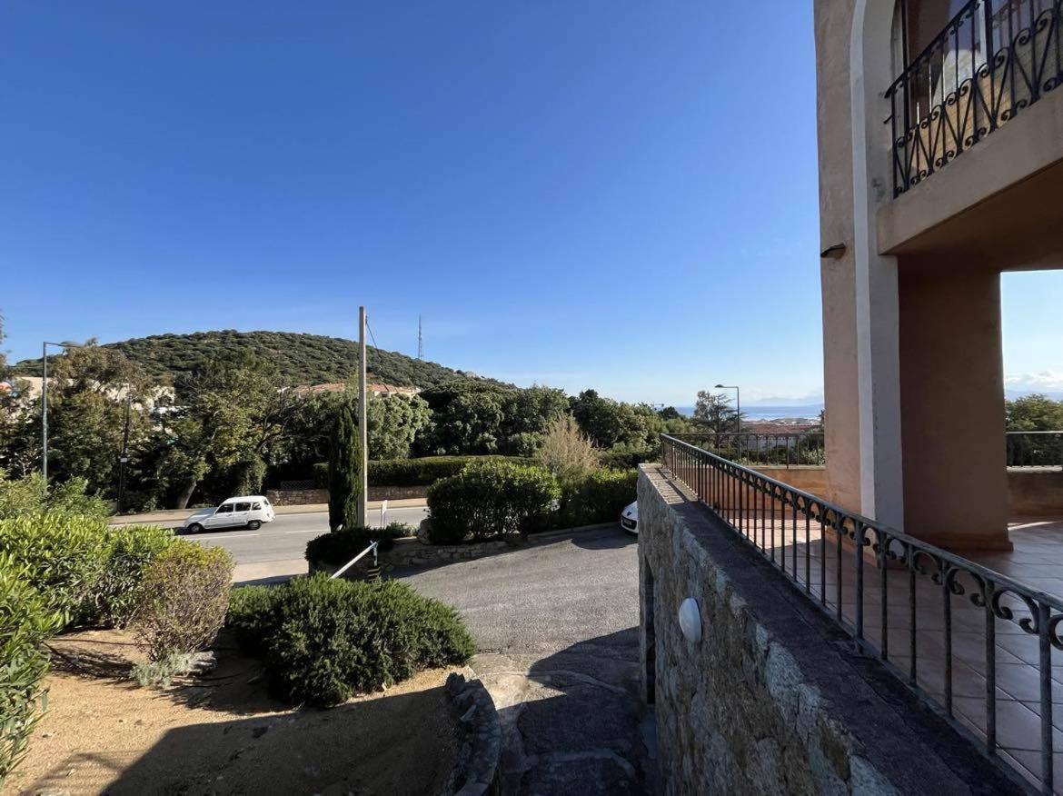 Appartement Cala Di Mare L'Ile Rousse Kültér fotó